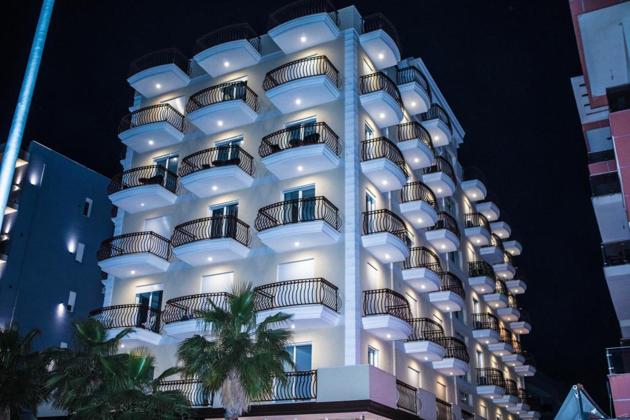 Sòluna Apartments Shëngjin Esterno foto